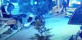 İstanbul'da dehşet anları: Otomobille geçerken kurşun yağdırdılar