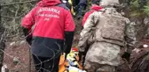 51 yaşındaki tır sürücüsü 5 metrelik kayalıklardan düşerek hayatını kaybetti
