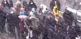 Ağrı'da kar ve tipi nedeniyle il merkezi ile 4 ilçede taşımalı eğitime bir gün ara verildi