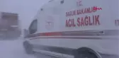 Ağrı'da ekipler, 92 yaşındaki hasta için seferber oldu