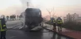 Seyir halindeki halk otobüsü yandı