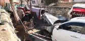 Keban'da park halindeki otomobil yandı