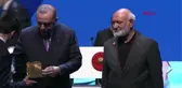CUMHURBAŞKANI ERDOĞAN FİKİR VE SANAT DÜNYAMIZIN ZORBALARINA KARŞI AÇILMIŞ BİR BAYRAKTIR