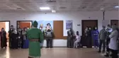 Hastanede tedavi gören çocuklar için tiyatro etkinliği