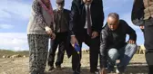 TÜDKİYEB Genel Başkanı Çelik fahiş fiyat artışlarına tepki için sahte dolar yaktı