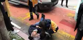 Manisa'da halk otobüsü yayaya çarptı
