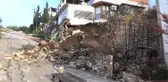 Bodrum'da yağışın ardından bir evin istinat duvarı yıkıldı
