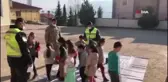 Son dakika haberleri... Jandarmalardan oyun oynar gibi trafik eğitimi aldılar
