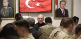 Bakan Soylu, yılın ilk gününe Cudi Üs Bölgesi'ndeki askerlerle kahvaltı ederek başladı