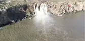 Dünyaca ünlü şelale fırtına sonrası adeta çamur çağladı