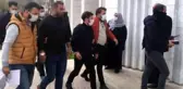 Kiralık araçla gelip başka aracı çaldılar