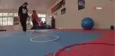 Özel çocuklar sporla hayata tutunuyor