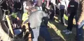 Yıkılan cephe kaplamasının altında kalan Furkan son yolculuğuna uğurlandı