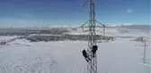 Ekiplerden elektrik arızalarına atlı müdahale
