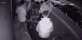 Esenyurt'ta yol kenarında bekleyen gençlere böyle 'kurşun yağdırdılar