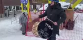 Tekirdağlı müzisyen Uludağ'da kayak yaparken davul çaldı