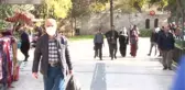 Güneşli havayı fırsat bilen vatandaşlar Balıklıgöl'e akın etti