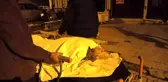 80 yaşındaki hasta, sokaklarda sedyeyle taşındı