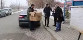 Son dakika haberleri! Antalya'dan gönderilen botlar çocukların ayaklarını ısıttı