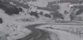 Çanakkale'de etkili olan kar yağışı sürücülere zor anlar yaşattı