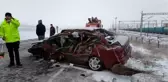 Kamyon ile otomobilin çarpıştığı kazada 4 kişi yaralandı