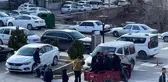 Motosiklete bağlı römorkta 7 kişilik tehlikeli yolculuk