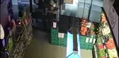 İstanbul'da hırsızlık çetesinin market soygunu kamerada