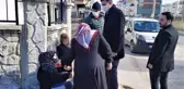 Fıkra gibi olay! Zabıta dilenciyi yakaladı, vatandaş hala para vermeye çalıştı
