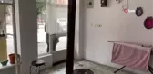 İlkokul mezunuydu, kızıyla birlikte ortaokulu bitirip kendi iş yerini açtı