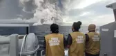 Pasifik'deki ada ülkesinde yanardağ patladı, ABD dahil 4 ülke tsunami alarmına geçti