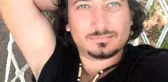 14 gündür haber alamadığı oğlunun arama çalışmalarını gözyaşları içinde takip etti