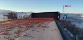 PORTAKAL YÜKLÜ TIR DEVRİLDİ, 1 YARALI