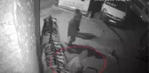 Son dakika gündem: BEBEK ARABALI HIRSIZLAR, GÜVENLİK KAMERASINDA