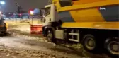 Diyarbakır'da karla mücadele çalışmaları aralıksız sürüyor
