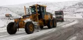Erzincan'da kar ve tipiden 339 köy yolu ulaşıma kapandı