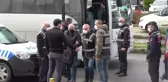 Son dakika haber: Trabzon merkezli 7 ilde yapılan sahte çek senet operasyonunda yakalanan 25 kişiden 8'i adliyeye sevk edildi