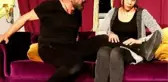 ABLASINI KAYBETTİĞİ KANSER HASTALIĞINA YAKALANAN ÇOCUKLAR İÇİN SAHNEDE