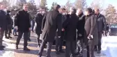 CHP heyeti kayıp Gülistan Doku'nun ailesini ziyaret etti
