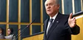 Cumhurbaşkanına hakaretten tutuklanan Sedef Kabaş'a bir tepki de Bahçeli'den! Kelepçe oyununa çok kızdı
