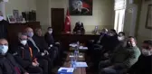 Vali Rahmi Doğan, kar nedeniyle zarar gören besicilerle görüştü
