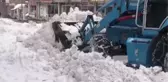 Beytüşşebap'ta belediye ekipleri kar temizleme ve tuzlama çalışmasını sürdürüyor