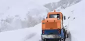 BİTLİS'TE TİPİYE RAĞMEN YOL AÇMA ÇALIŞMASI