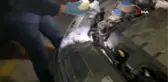 Son dakika! Otomobilin motor bölümünde uyuşturucu ele geçirildi