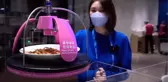 Teknolojide son nokta! Beijing Kış Olimpiyatları'na robot garsonlar ve şefler damga vurdu