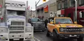 Kanadalı kamyoncular aşı zorunluluğunu protesto etti