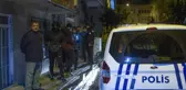 İSTANBUL - Bağcılar'da bir binanın bahçesinde göçük oluştu
