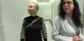Kanser teşhisi konulan ikiz kız kardeşler başarılı bir tedaviyle hastalığı atlattı