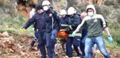 25 metre yüksekliğindeki falezlerden düşen otomobilin sürücüsü yaşam mücadelesi veriyor