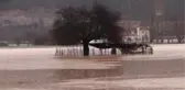 Şiddetli yağış hayatı olumsuz etkiliyor