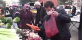 SOĞUK HAVADA PAZARCI VE VATANDAŞA SALEP DAĞITILDI
